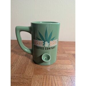 Wake & Bake Fun‎ Humorous Novelty Ceramic Coffee Cup Mug 10 Oz Green Streamline